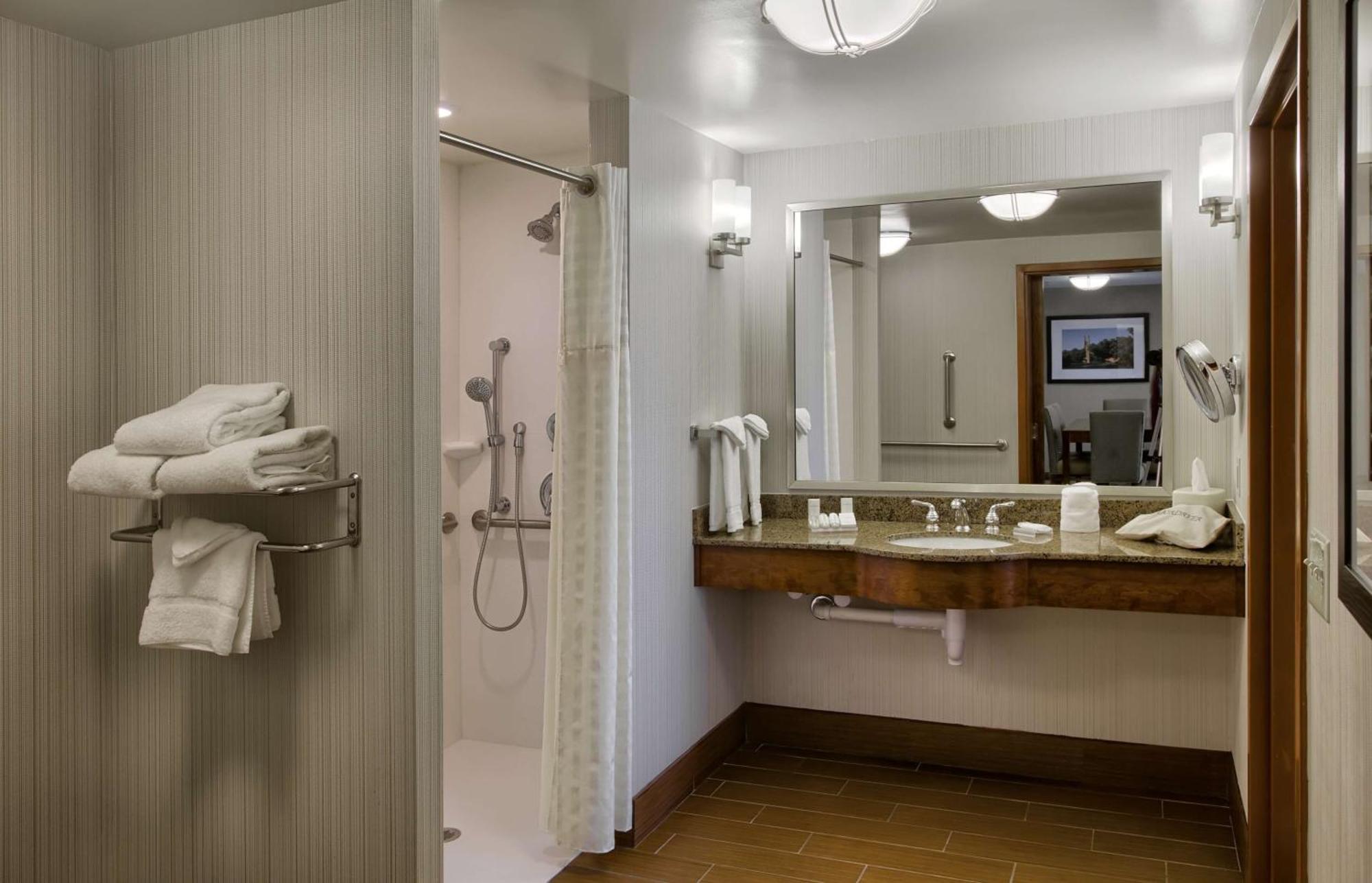 Hilton Garden Inn Durham-University Medical Center Екстер'єр фото